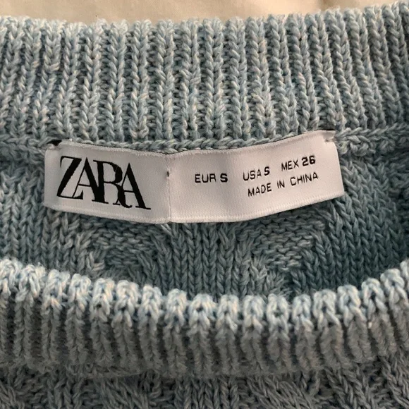 Zara Cable Knit-Vest - Picture 4 of 4